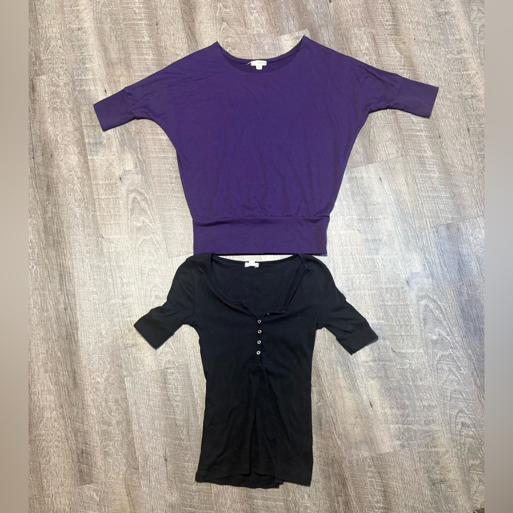 Zenana Outfitters Purple and Black Tee